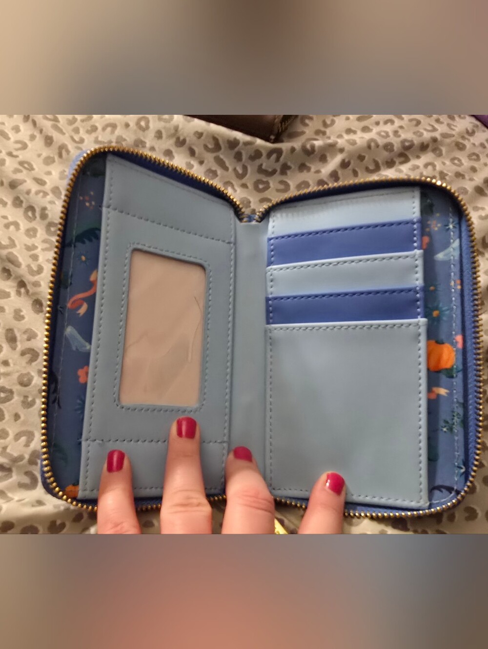 Cinderella Embroided Wallet RARE - Picture 2 of 4